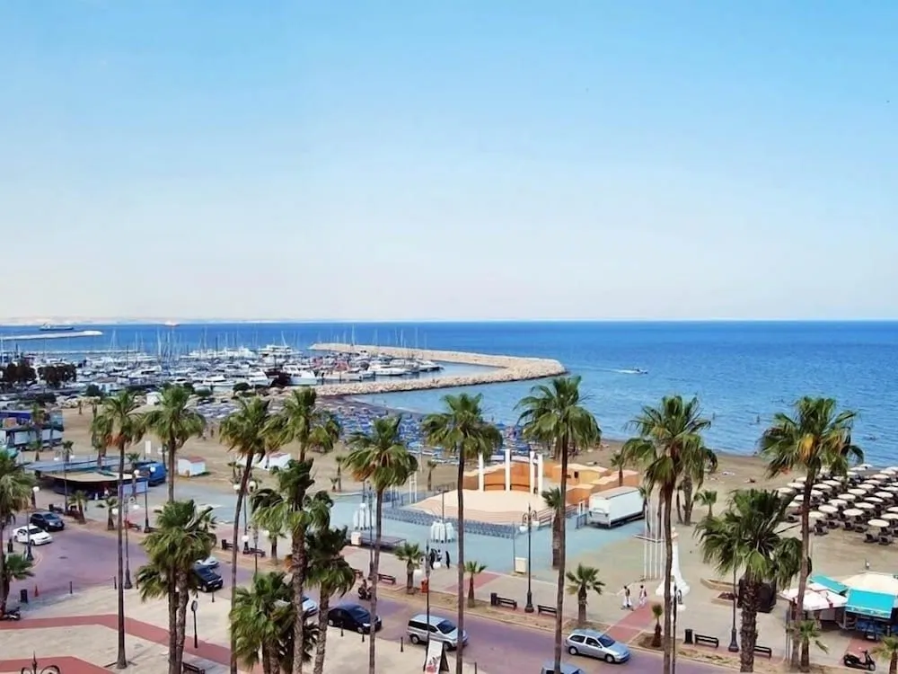 Roseum Boutique Hotel