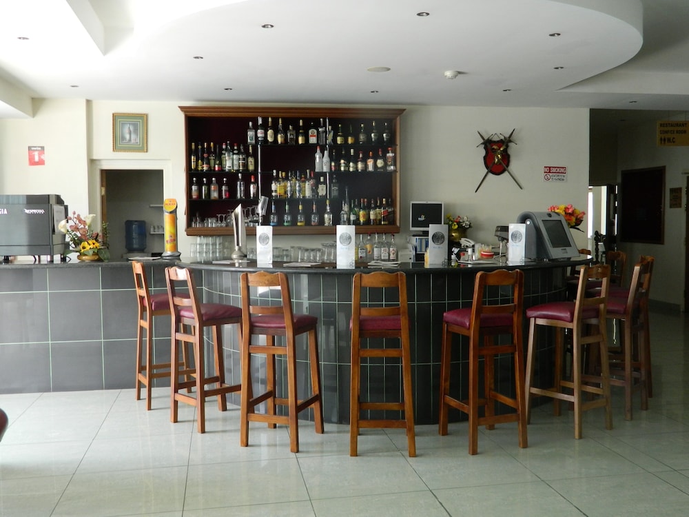 Moniatis Hotel — Restaurant & bars in Limassol, Limassol Region