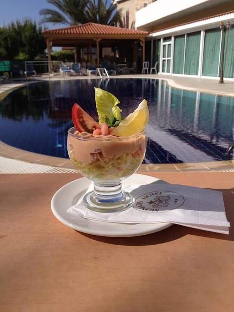 Moniatis Hotel — Swimming pool in Limassol, Limassol Region