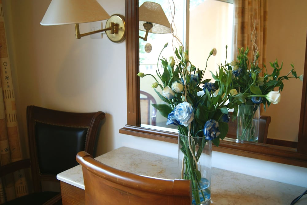 Moniatis Hotel — Hotel rooms in Limassol, Limassol Region