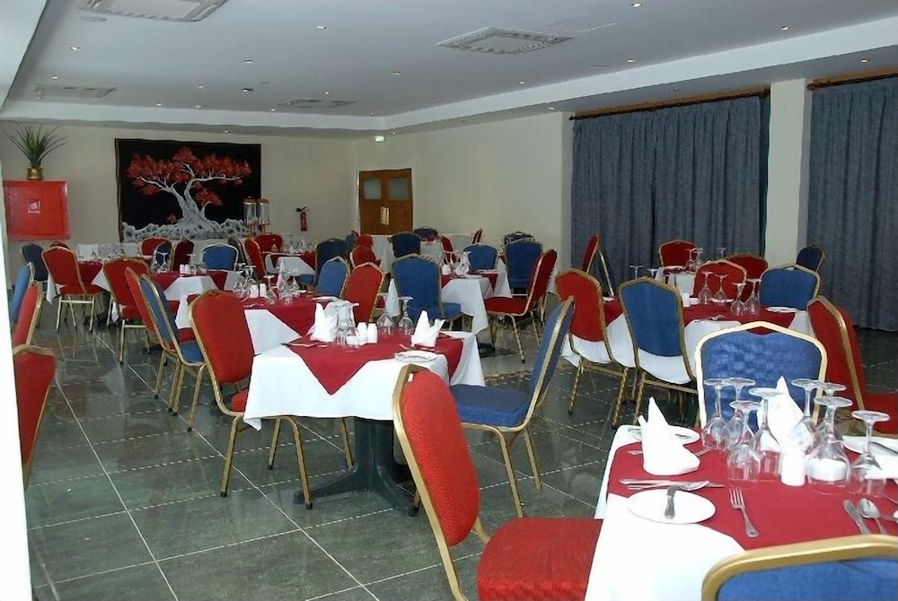 Moniatis Hotel — Restaurant & bars in Limassol, Limassol Region