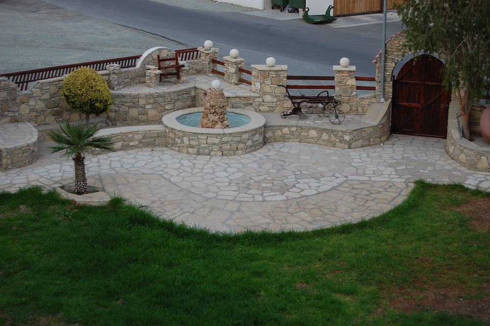 Moniatis Hotel — Attractions in the area in Limassol, Limassol Region
