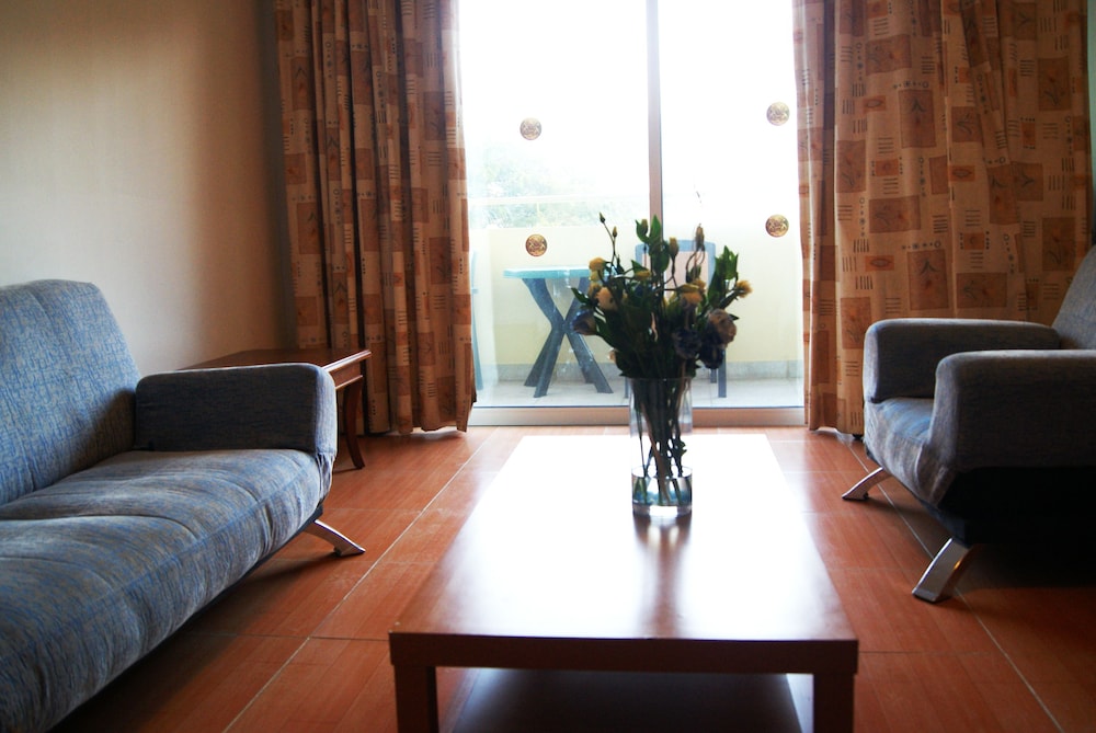 Moniatis Hotel — Hotel rooms in Limassol, Limassol Region