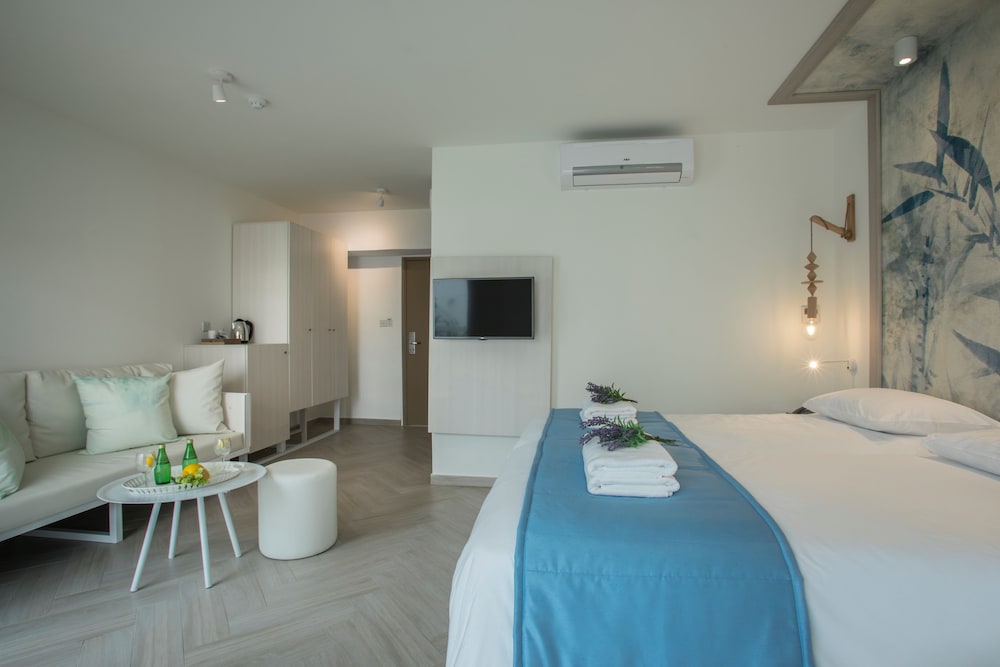 Infinity Blu - Designed for Adults — Hotel rooms in Protaras, Famagusta Region