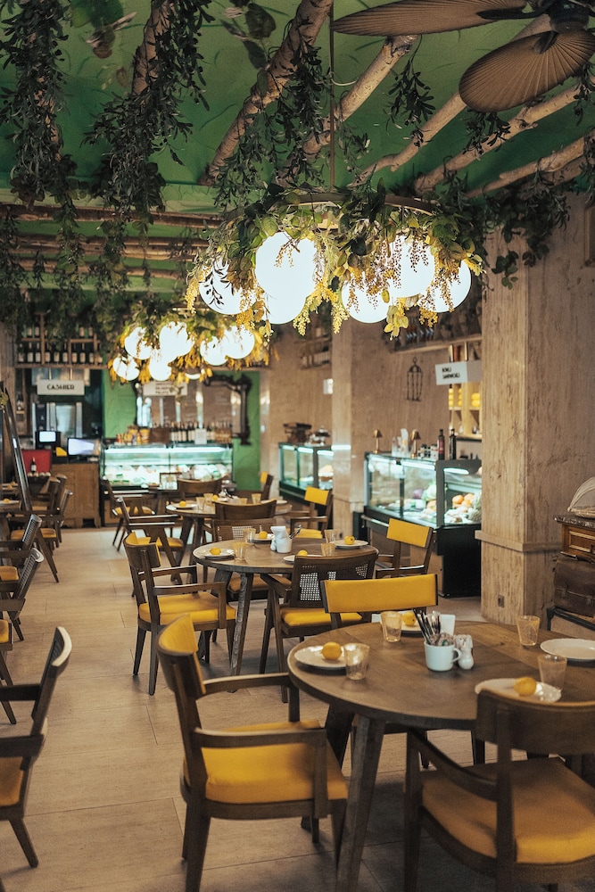Anjeliq Downtown Boutique Hotel — Restaurant & bars in Alanya