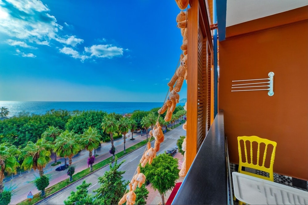 Anjeliq Downtown Boutique Hotel — Attractions in the area in Alanya