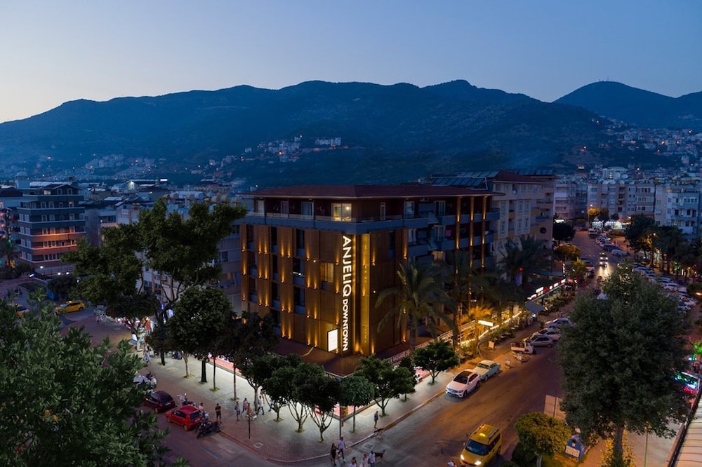 Anjeliq Downtown Boutique Hotel — Hotel building in Alanya