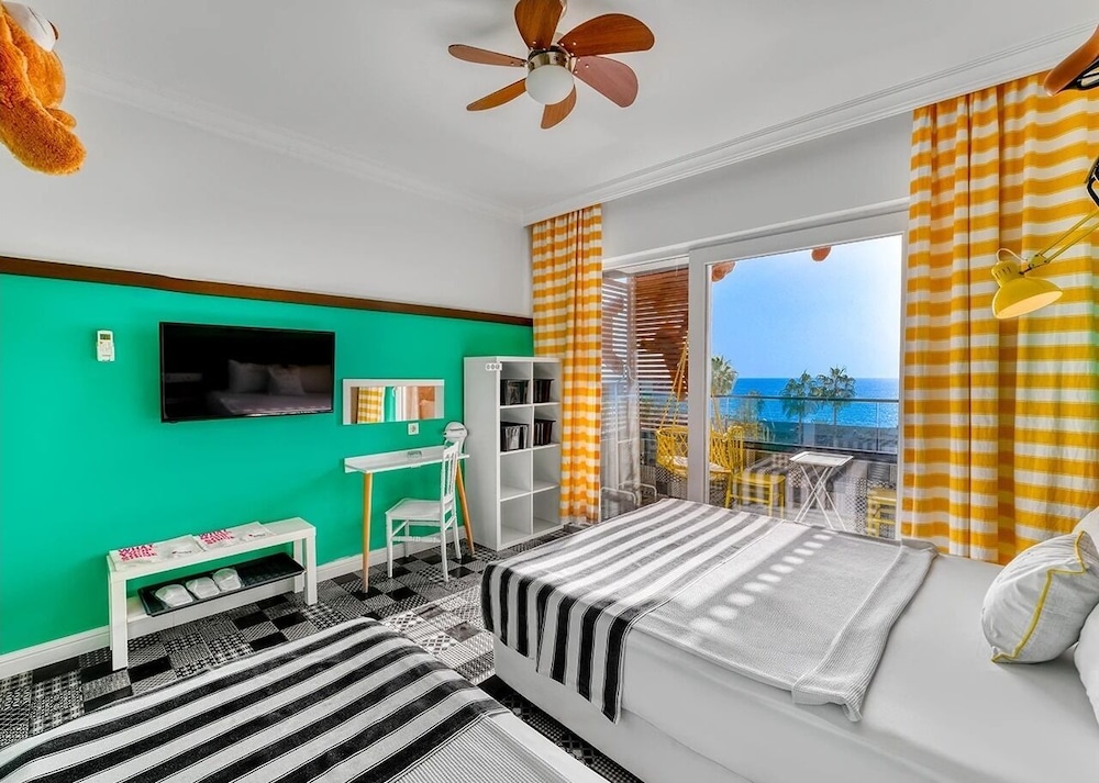 Anjeliq Downtown Boutique Hotel — Hotel rooms in Alanya