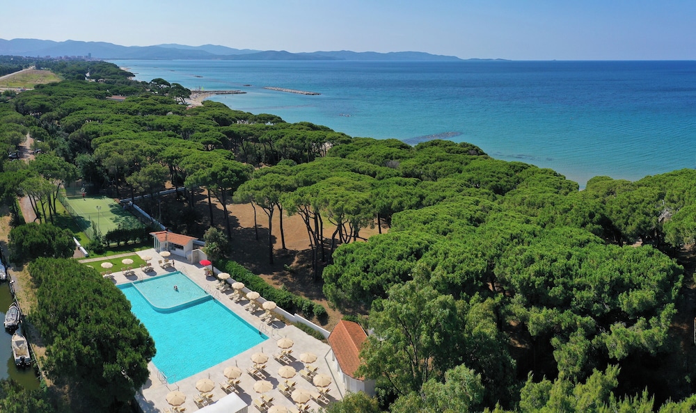 The Sense Experience Resort - Preferred Hotels & Resorts — Swimming pool in Follonica, Tuscany
