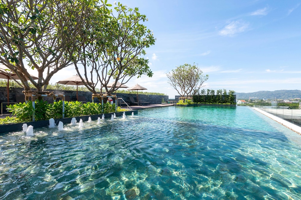 Ramada Plaza by Wyndham Chao Fah — Swimming pool in Chalong, Phuket Province