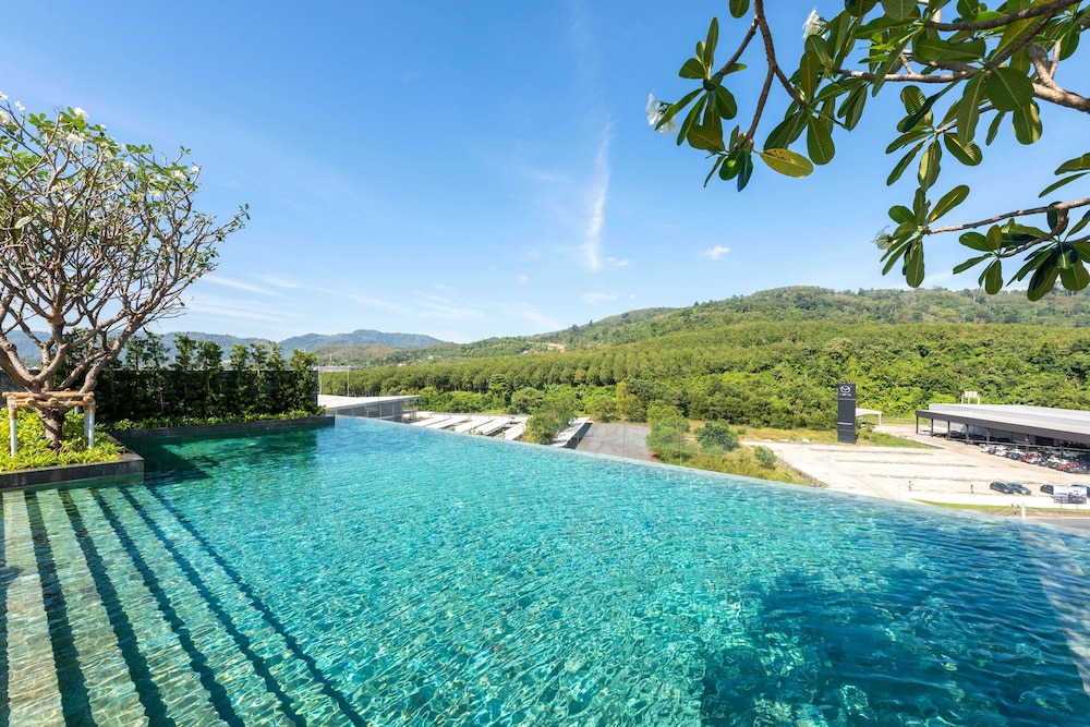 Ramada Plaza by Wyndham Chao Fah — Main photo in Chalong, Phuket Province