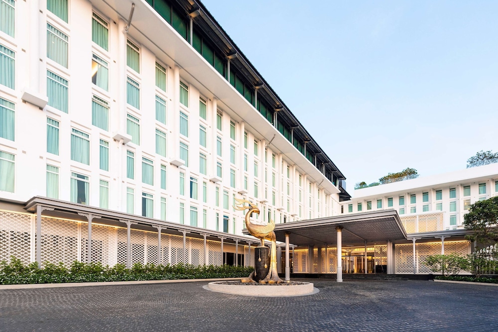 Ramada Plaza by Wyndham Chao Fah — Hotel building in Chalong, Phuket Province