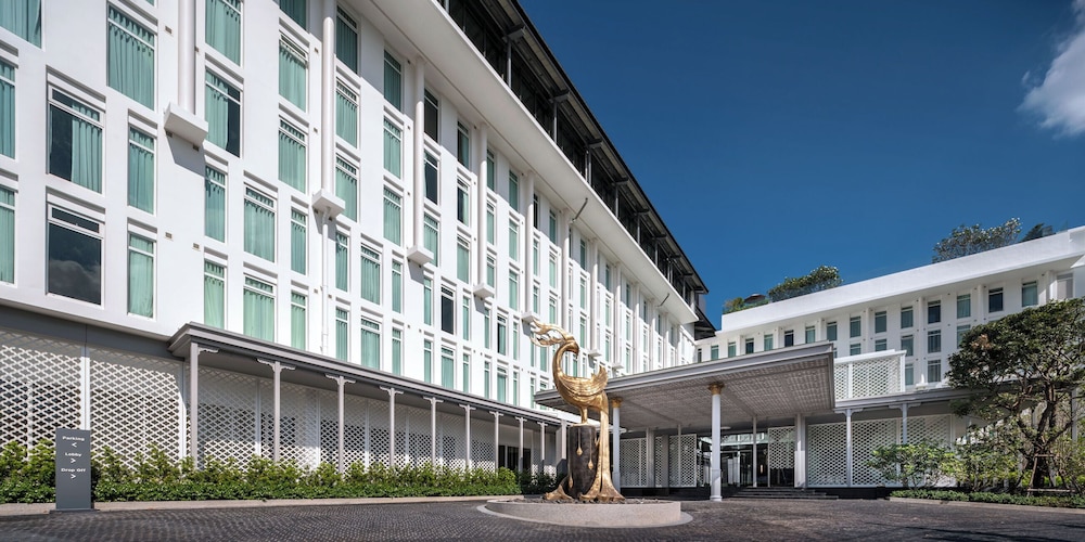 Ramada Plaza by Wyndham Chao Fah — Hotel building in Chalong, Phuket Province