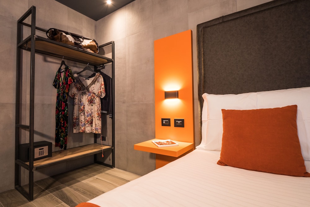 J24 Hotel Milano - zdjęcie 4