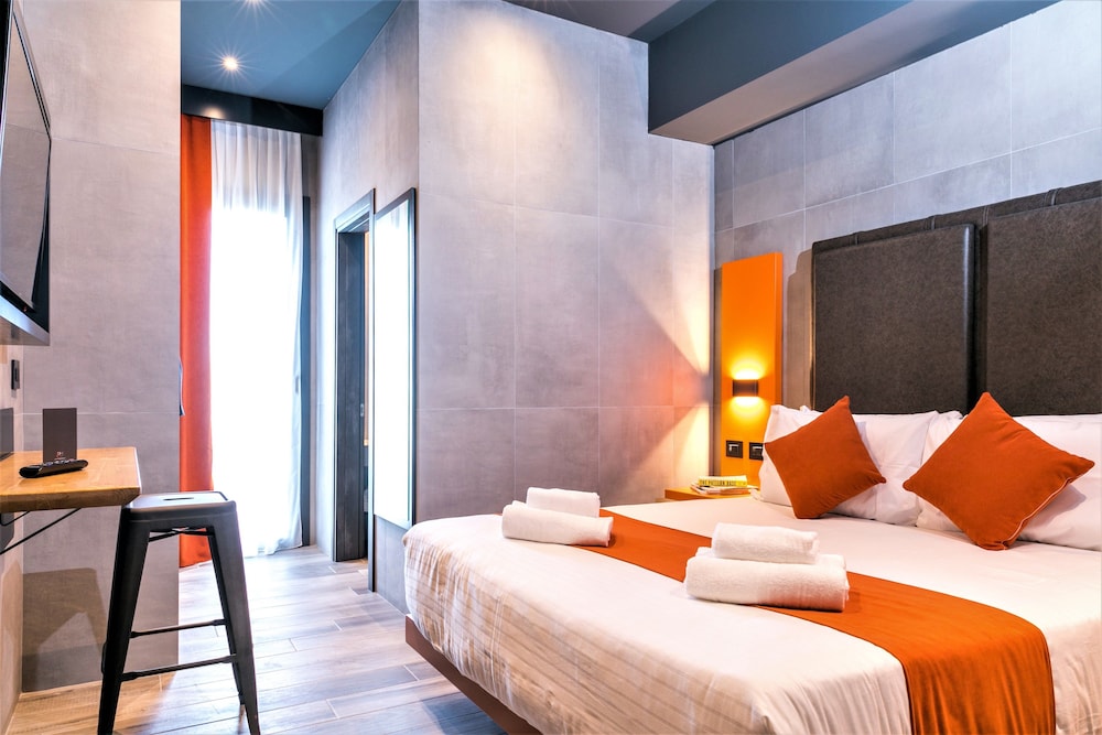 J24 Hotel Milano — Hotel rooms in Milan, Lombardy