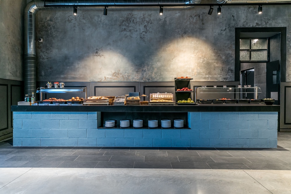 J24 Hotel Milano — Restaurant & bars in Milan, Lombardy