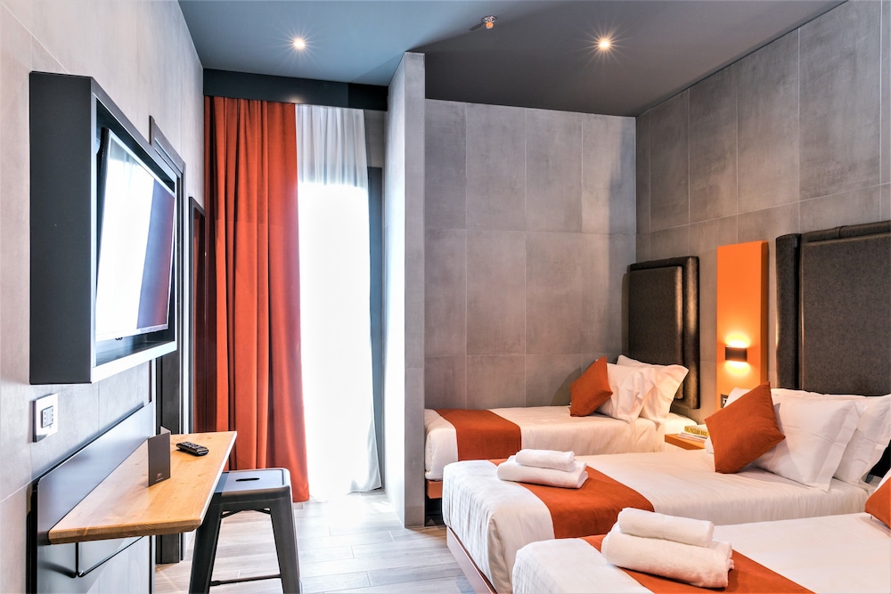 J24 Hotel Milano — Hotel rooms in Milan, Lombardy