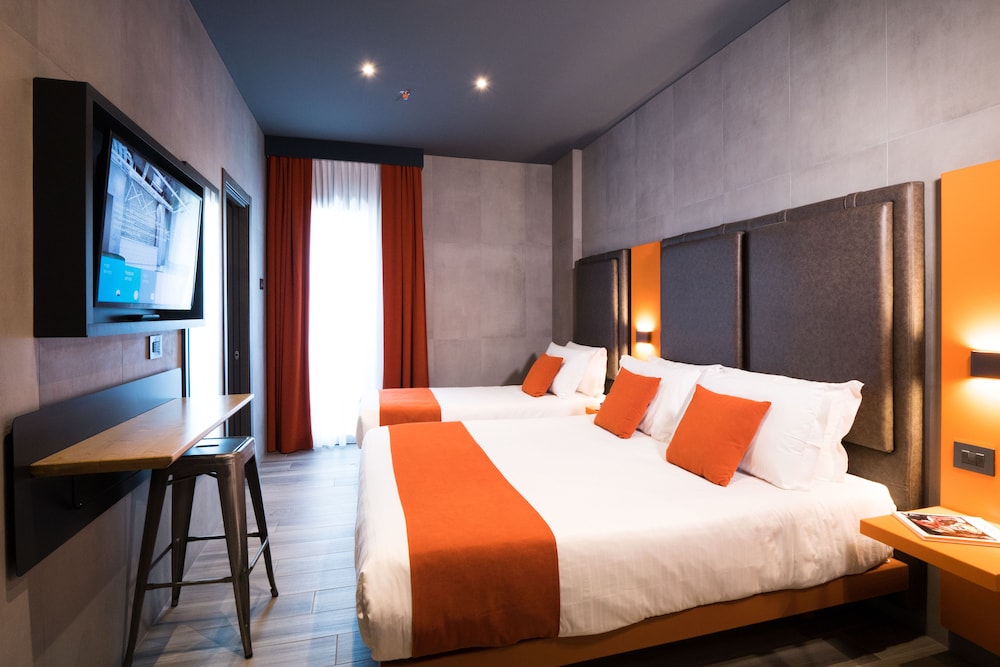 J24 Hotel Milano — Hotel rooms in Milan, Lombardy