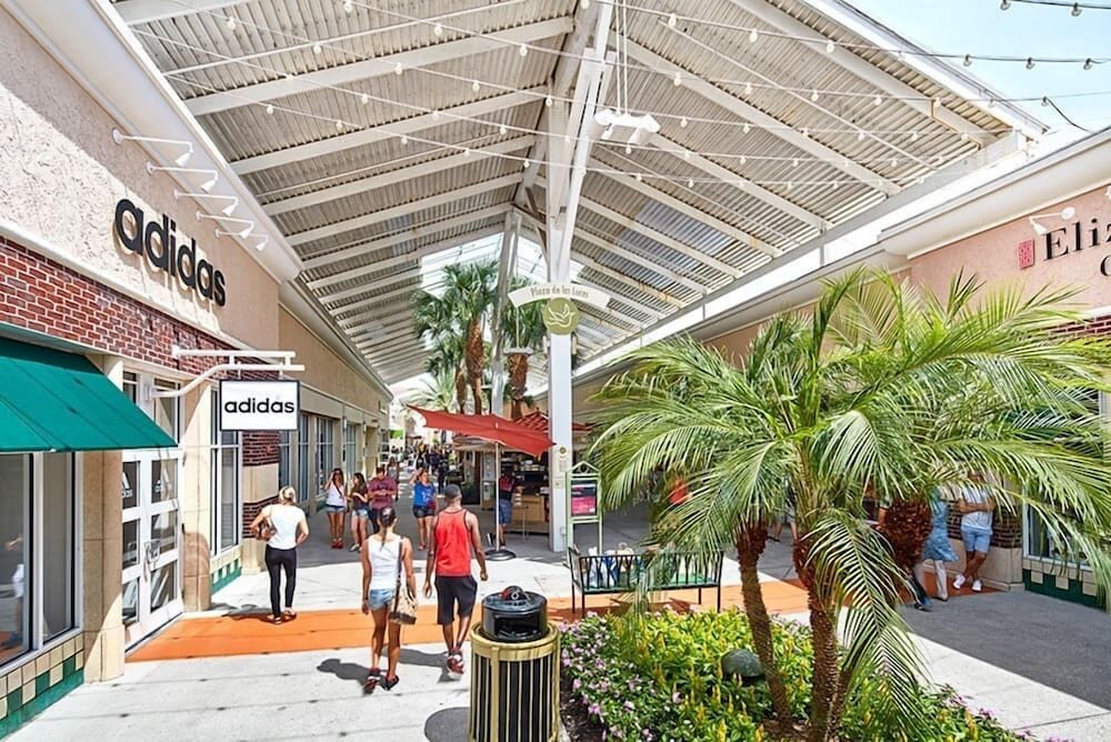 Holiday Inn & Suites Orlando I-Drive Theme Parks by IHG — Attractions in the area in Orlando, Florida