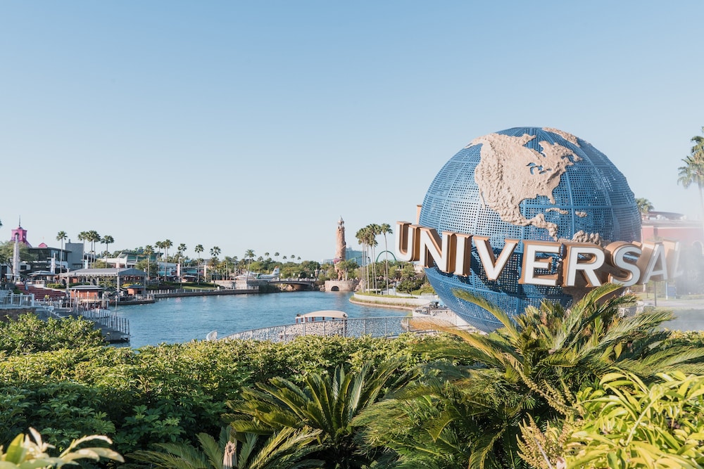 Holiday Inn & Suites Orlando I-Drive Theme Parks by IHG — Attractions in the area in Orlando, Florida