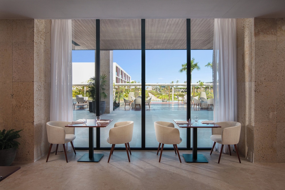 Live Aqua Punta Cana - All Inclusive - Adults Only — Restaurant & bars in Uvero Alto, La Altagracia