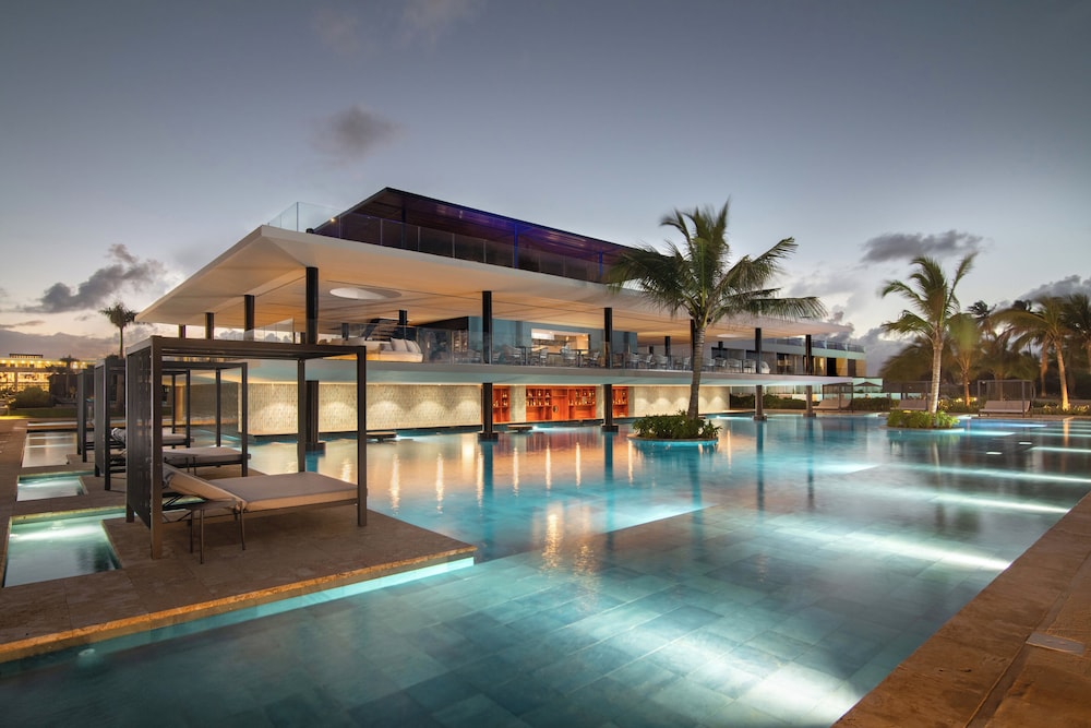 Live Aqua Punta Cana - All Inclusive - Adults Only — Swimming pool in Uvero Alto, La Altagracia