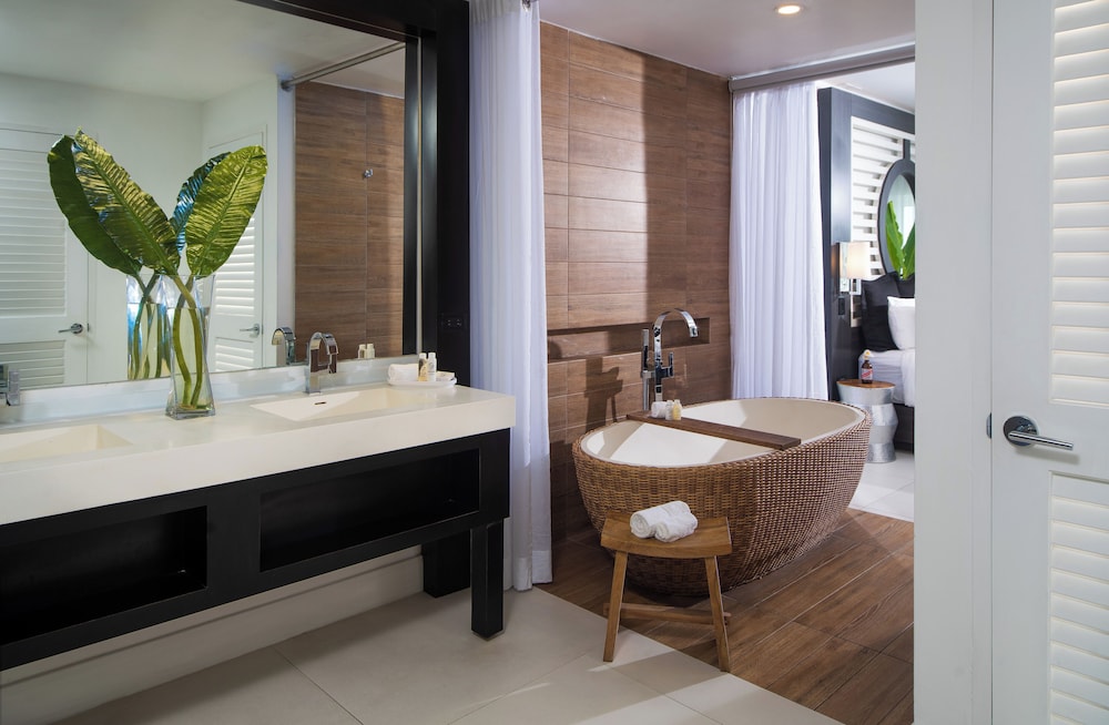 S Hotel Montego Bay - Luxury Boutique All Inclusive Hotel — Hotel rooms in Montego Bay
