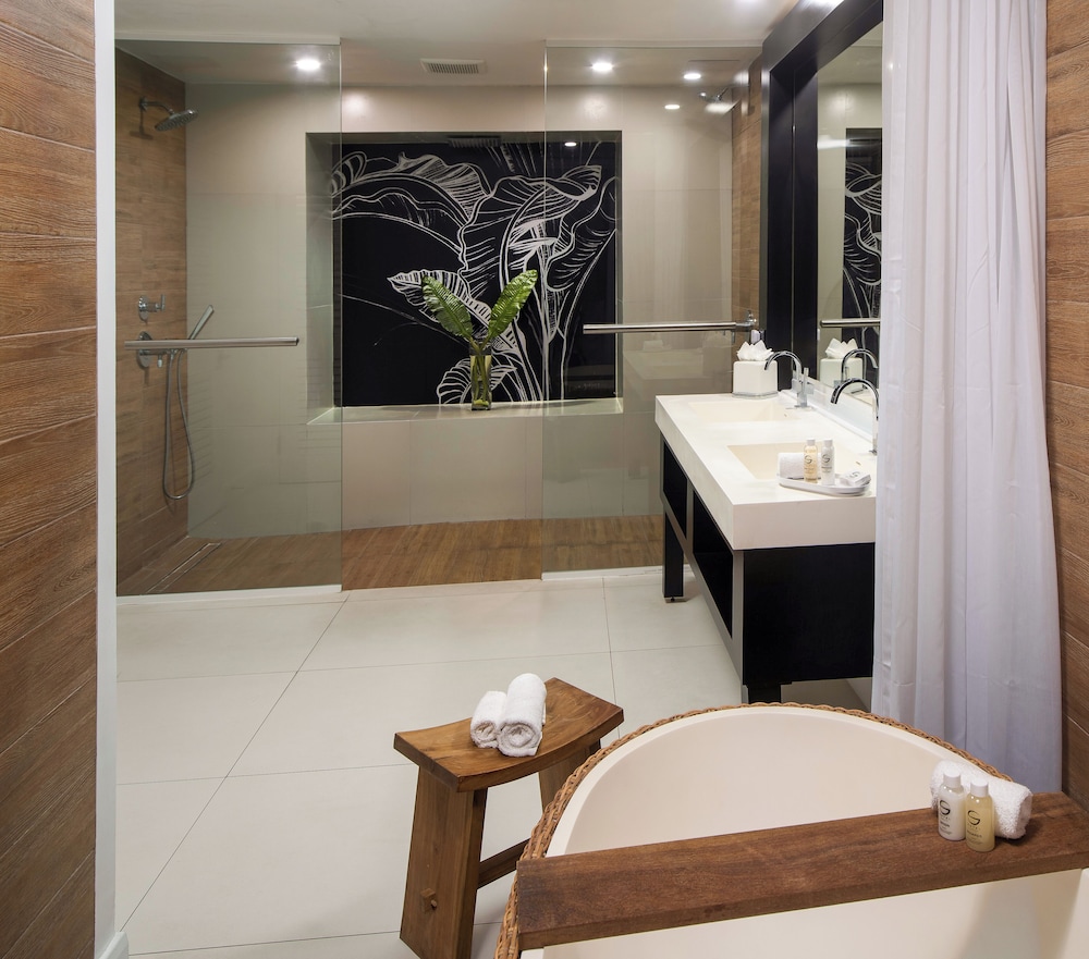 S Hotel Montego Bay - Luxury Boutique All Inclusive Hotel — Hotel rooms in Montego Bay