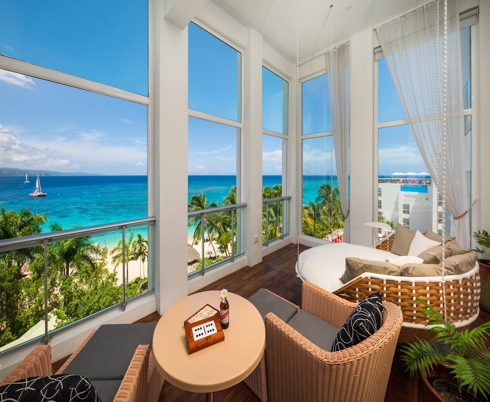 S Hotel Montego Bay - Luxury Boutique All Inclusive Hotel — Hotel rooms in Montego Bay