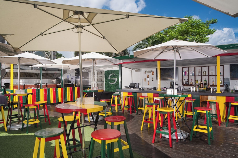 S Hotel Montego Bay - Luxury Boutique All Inclusive Hotel — Restaurant & bars in Montego Bay