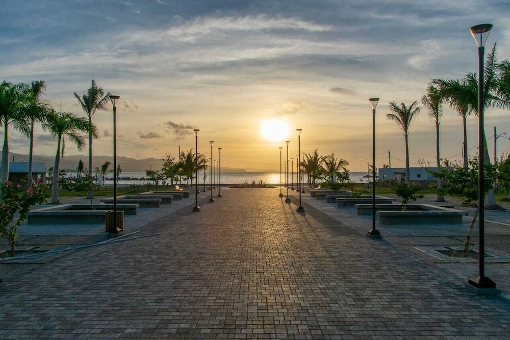 S Hotel Montego Bay - Luxury Boutique All Inclusive Hotel — Beach in Montego Bay