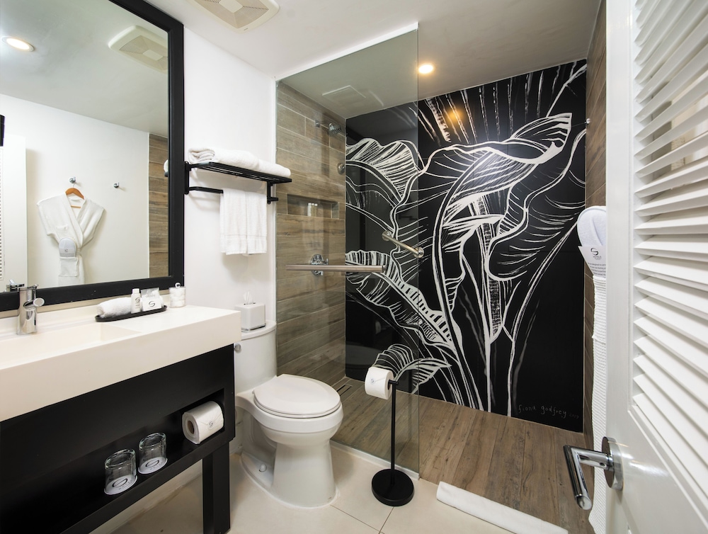 S Hotel Montego Bay - Luxury Boutique All Inclusive Hotel — Hotel rooms in Montego Bay