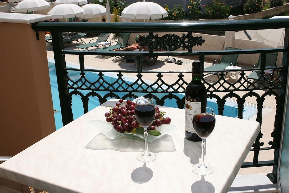 Timos Hotel — Swimming pool in Laganas, Ionian Islands