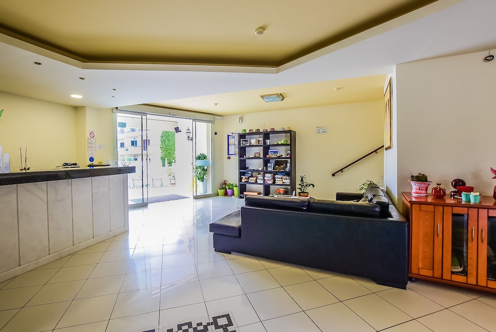 Timos Hotel — Hotel building in Laganas, Ionian Islands