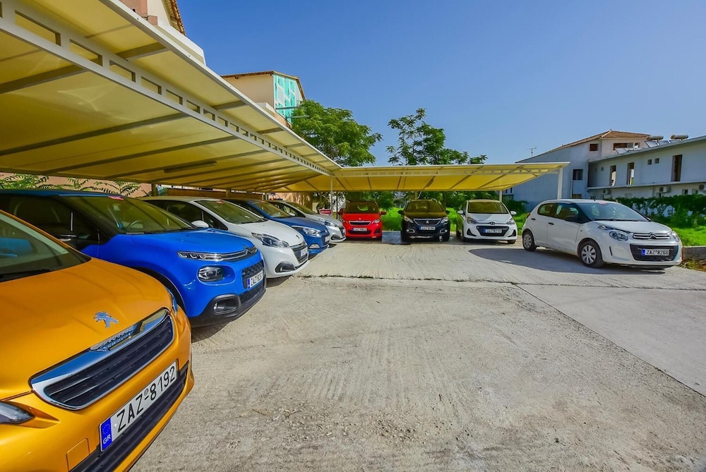 Timos Hotel — Hotel building in Laganas, Ionian Islands