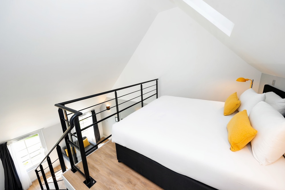 Staycity Aparthotels, Near Disneyland® Paris — Hotel rooms in Disneyland Paris, Ile-de-France