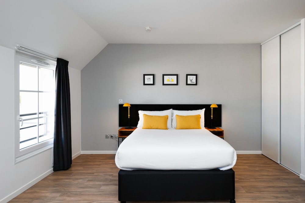 Staycity Aparthotels, Near Disneyland® Paris — Hotel rooms in Disneyland Paris, Ile-de-France