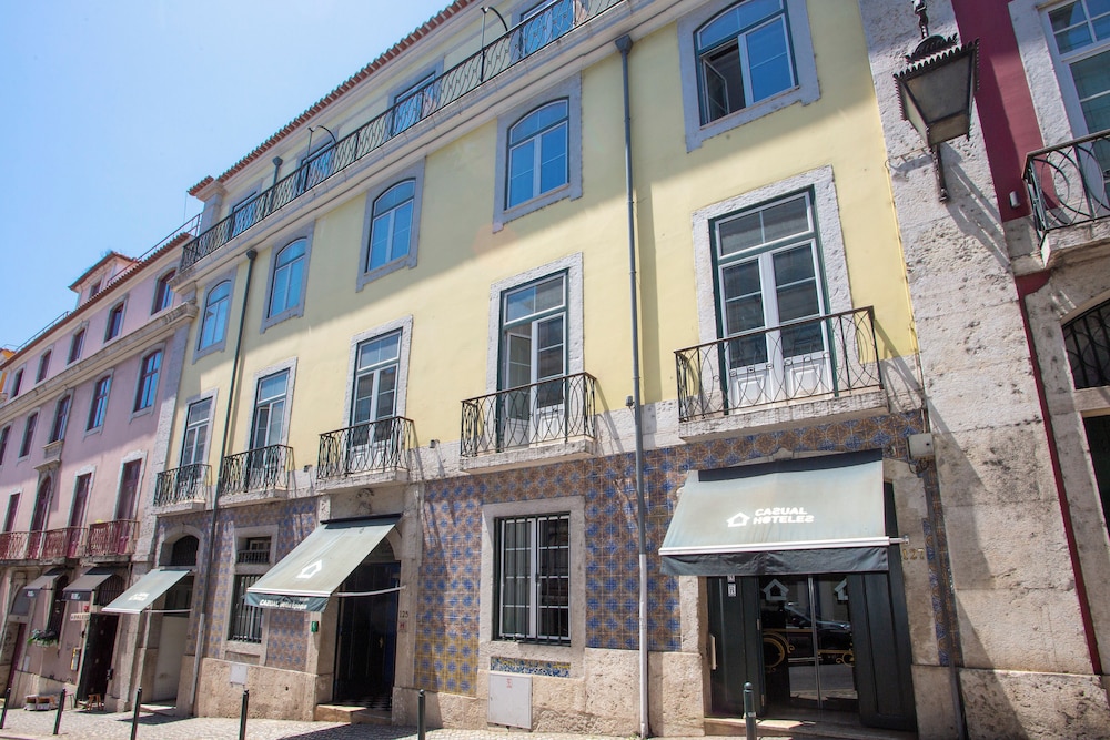 Casual Belle Epoque Lisboa Hotel by Casual Hoteles — Hotel building in Lisbon, Lisboa