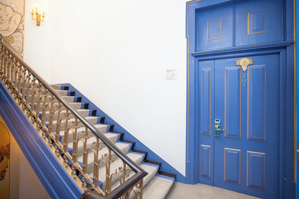 Casual Belle Epoque Lisboa Hotel by Casual Hoteles — Hotel building in Lisbon, Lisboa