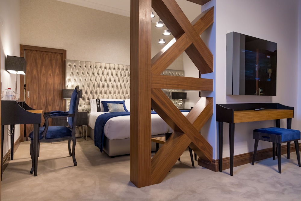 Casual Belle Epoque Lisboa Hotel by Casual Hoteles — Hotel rooms in Lisbon, Lisboa