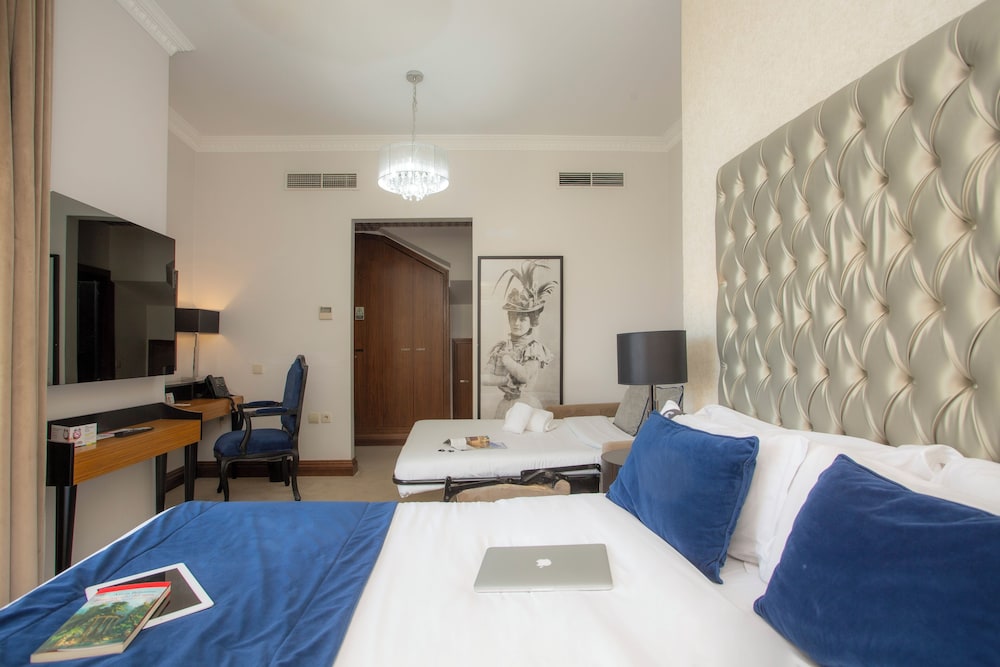 Casual Belle Epoque Lisboa Hotel by Casual Hoteles — Hotel rooms in Lisbon, Lisboa
