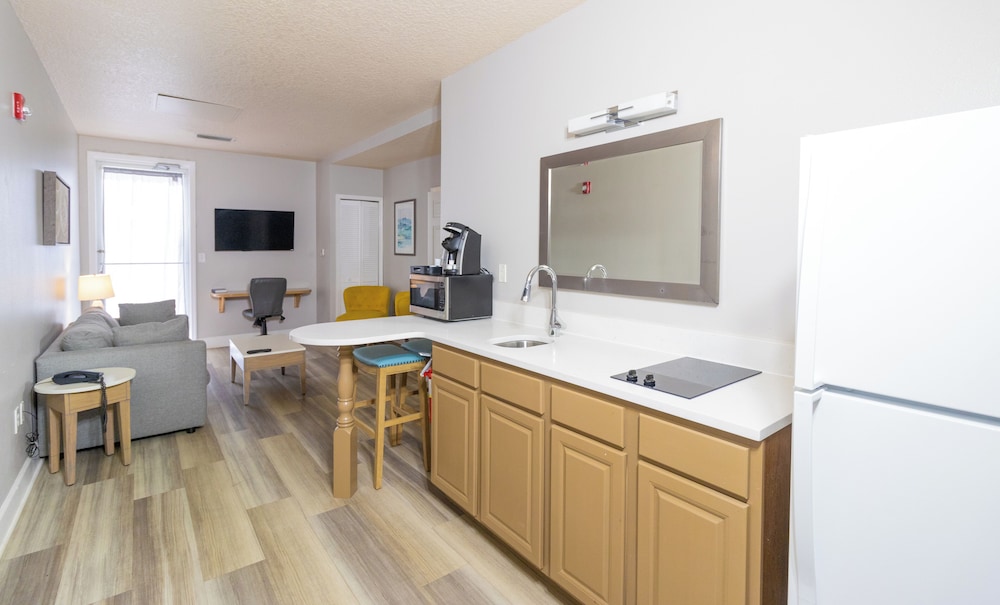 Seaside Amelia Inn — Hotel rooms in Amelia Island, Florida