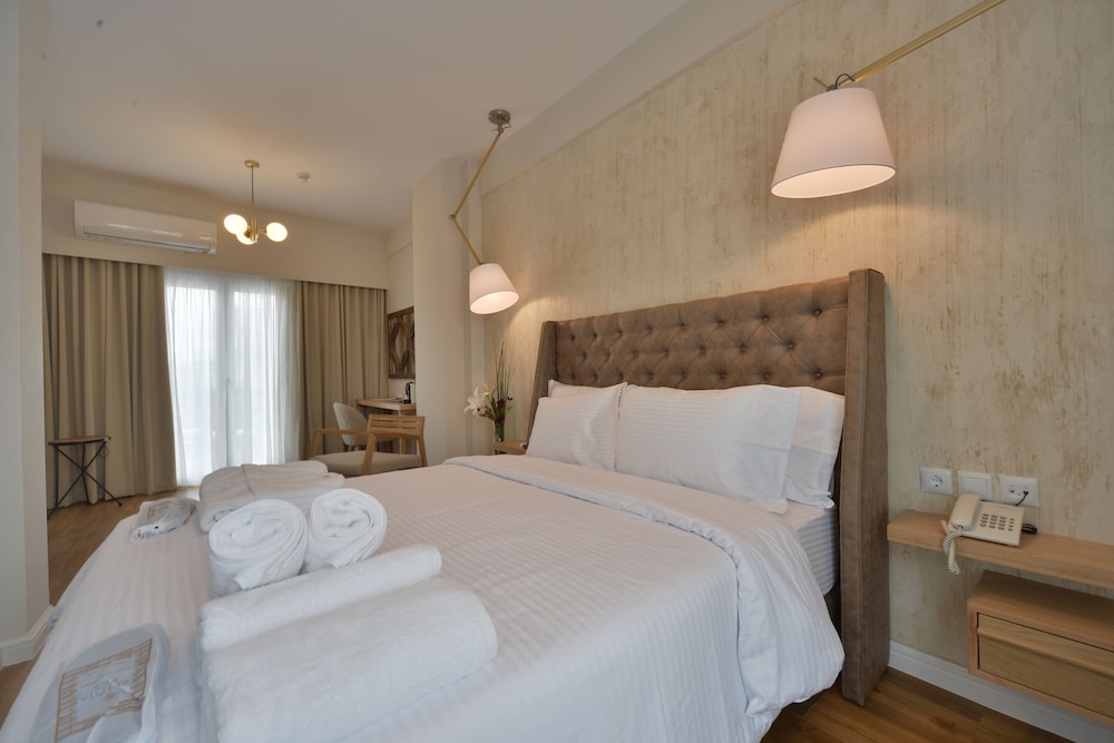 A.P. Acropolis View Apartments — Hotel rooms in Athens, Attica