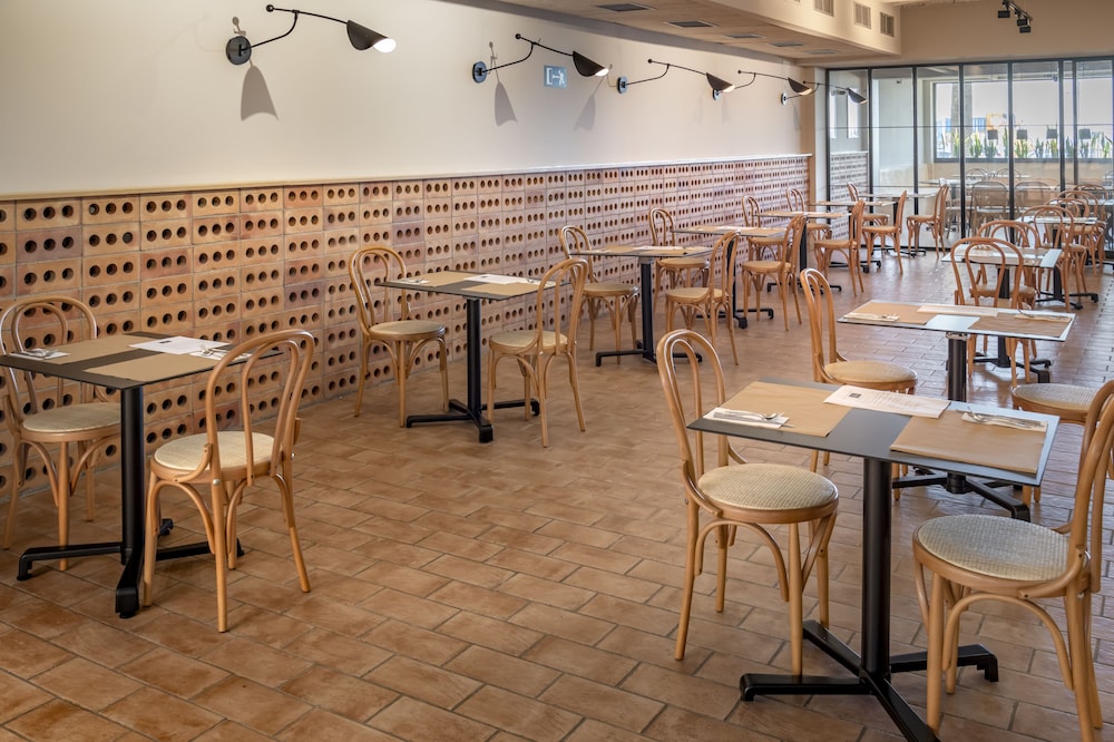 GHT Miratge - Adults Only — Restaurant in Lloret de Mar, Catalonia