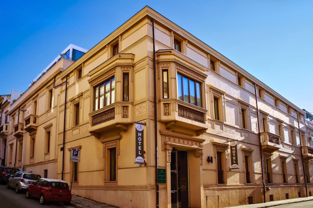 Torrione Hotel - zdjęcie 2