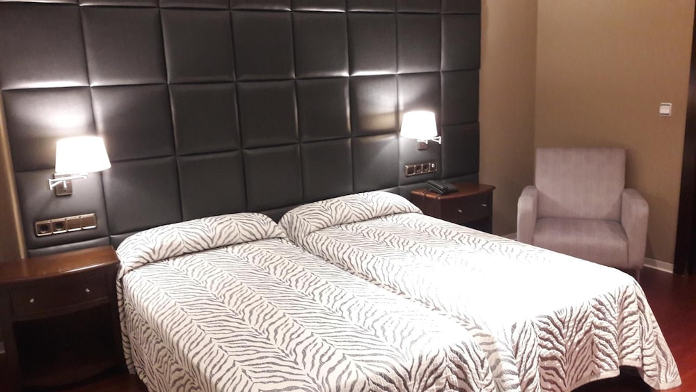 Hotel Benetússer - zdjęcie 3