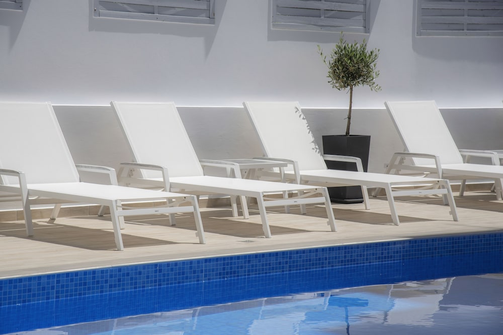 Naiades Marina Hotel — Swimming pool in Ammoudara (Agios Nikolaos)