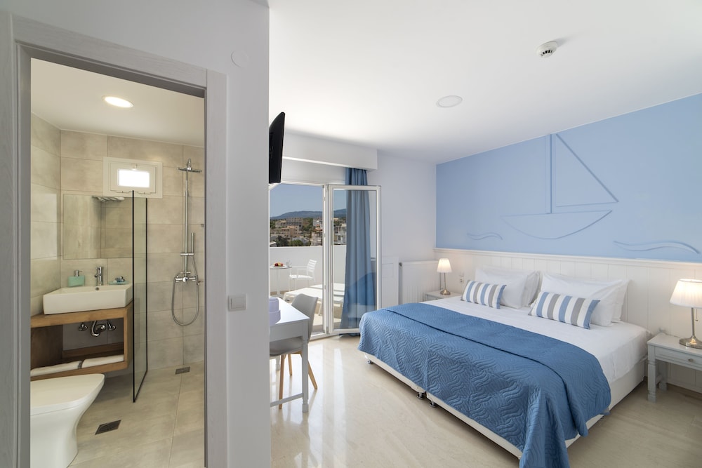 Naiades Marina Hotel — Hotel rooms in Ammoudara (Agios Nikolaos)
