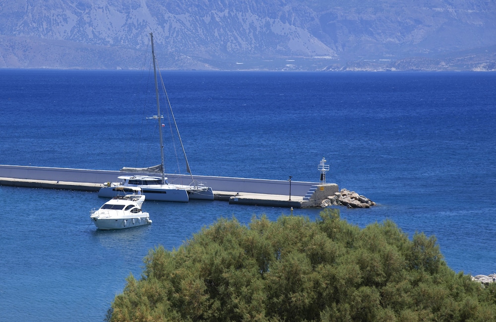 Naiades Marina Hotel — Beach in Ammoudara (Agios Nikolaos)