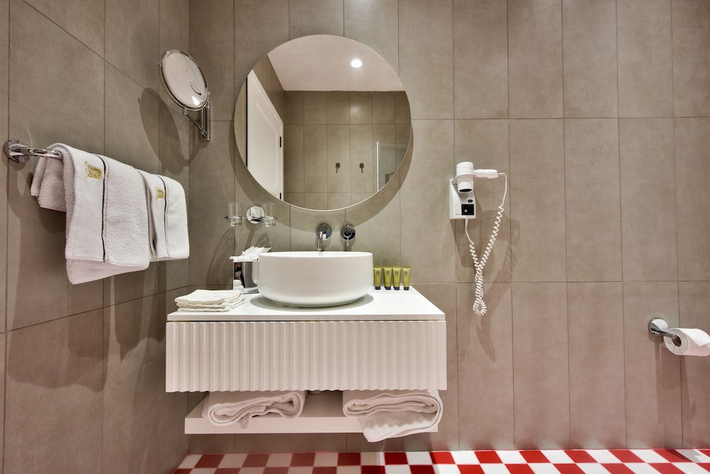 HOLM Boutique &Spa - IK Collection — Hotel rooms in Sliema, Malta Island